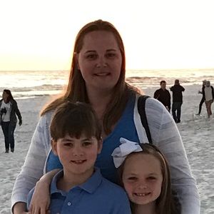 Meet your Posher, Amy